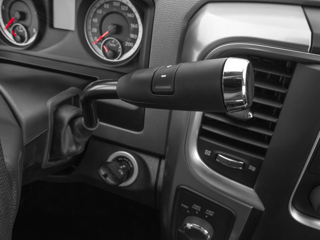 2017 RAM 3500 Big Horn Crew Cab 4x4 8' Box