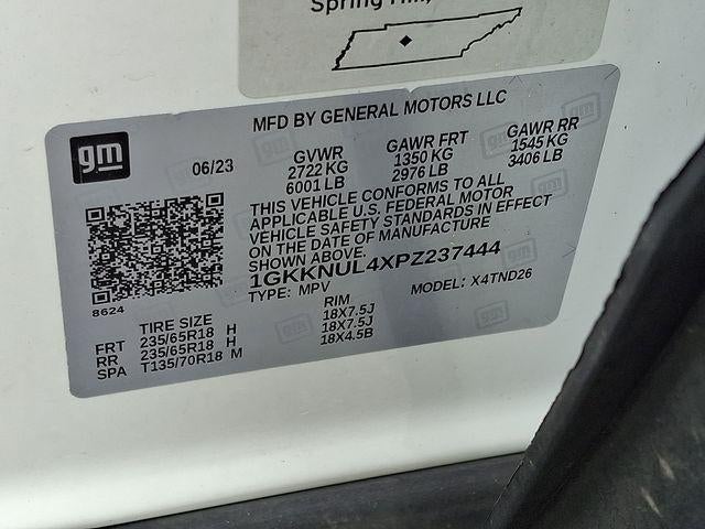 2023 GMC Acadia SLT
