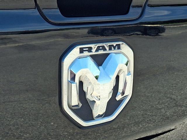 2021 RAM 1500 Big Horn Crew Cab 4x4 5'7" Box