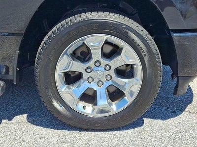 2021 RAM 1500 Big Horn Crew Cab 4x4 5'7" Box