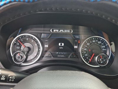 2020 RAM 1500 Laramie Crew Cab 4x4 5'7" Box