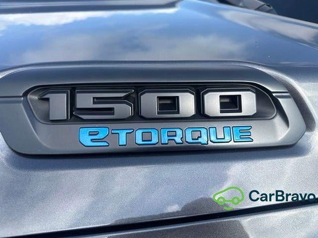 2025 RAM 1500 Tradesman Crew Cab 4x4 5'7" Box