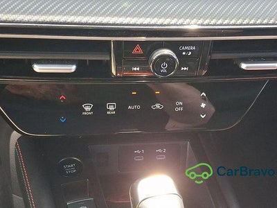 2025 Nissan Kicks SR Intelligent AWD