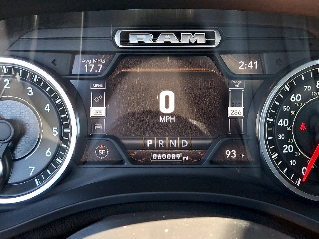 2021 RAM 1500 Big Horn Crew Cab 4x4 5'7" Box