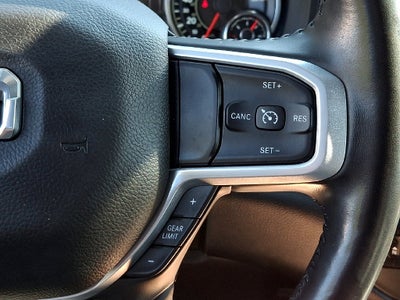2021 RAM 1500 Big Horn Crew Cab 4x4 5'7" Box