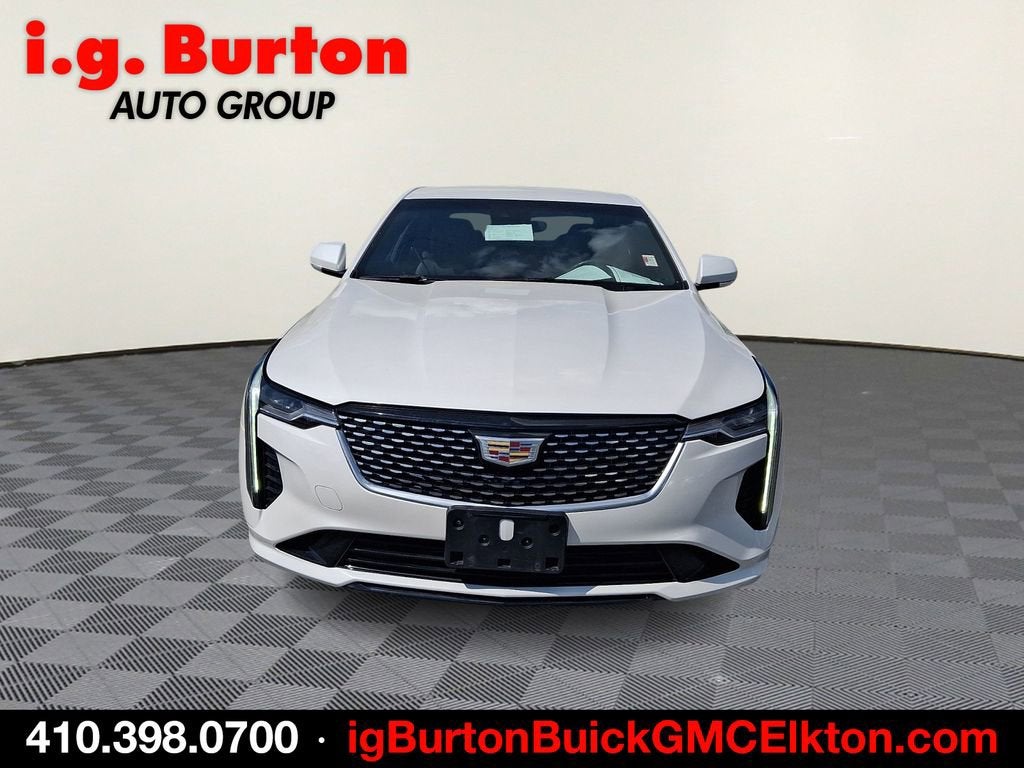 2023 Cadillac CT4 Luxury