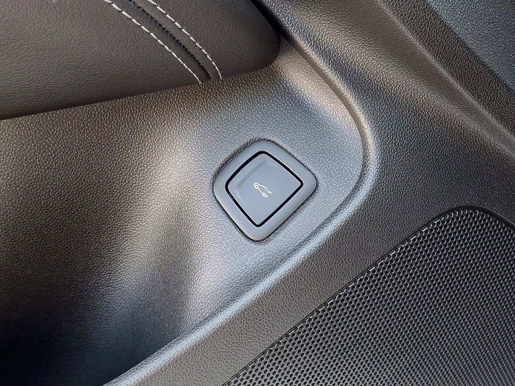 2023 Cadillac CT4 Luxury