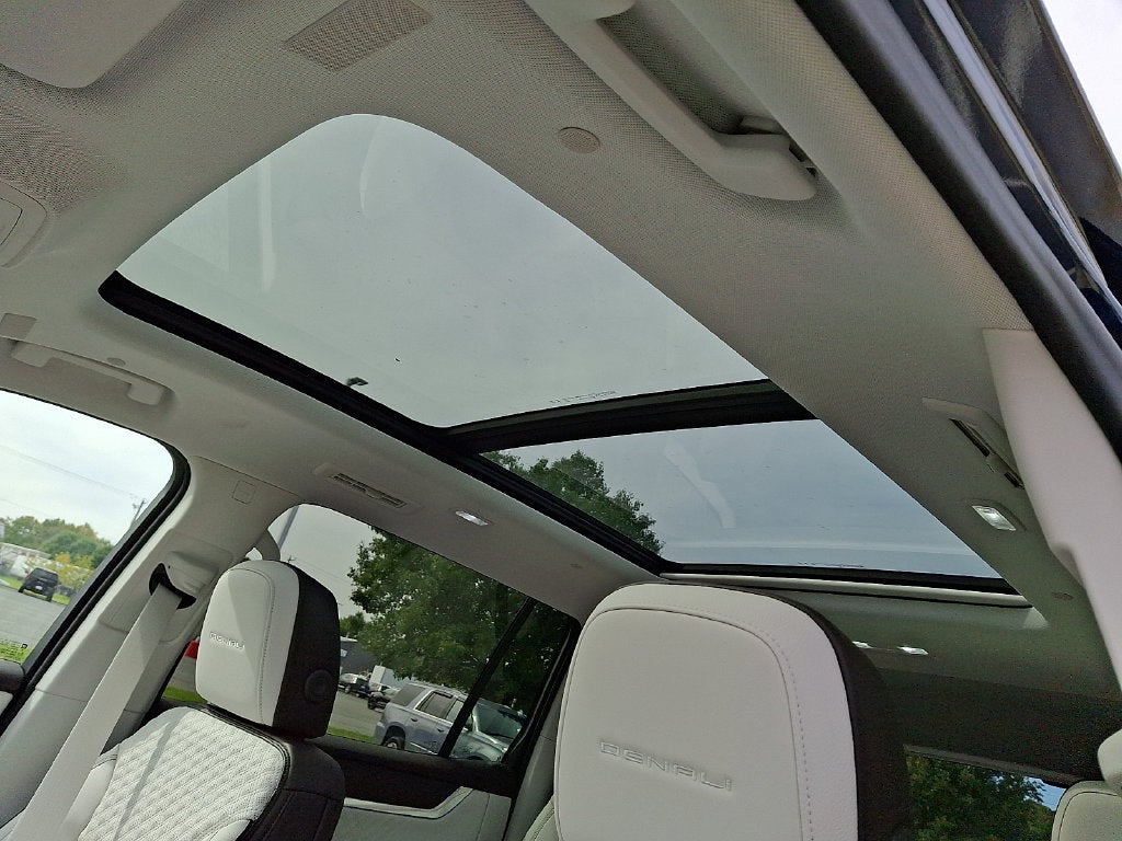 2027 GMC Acadia Denali