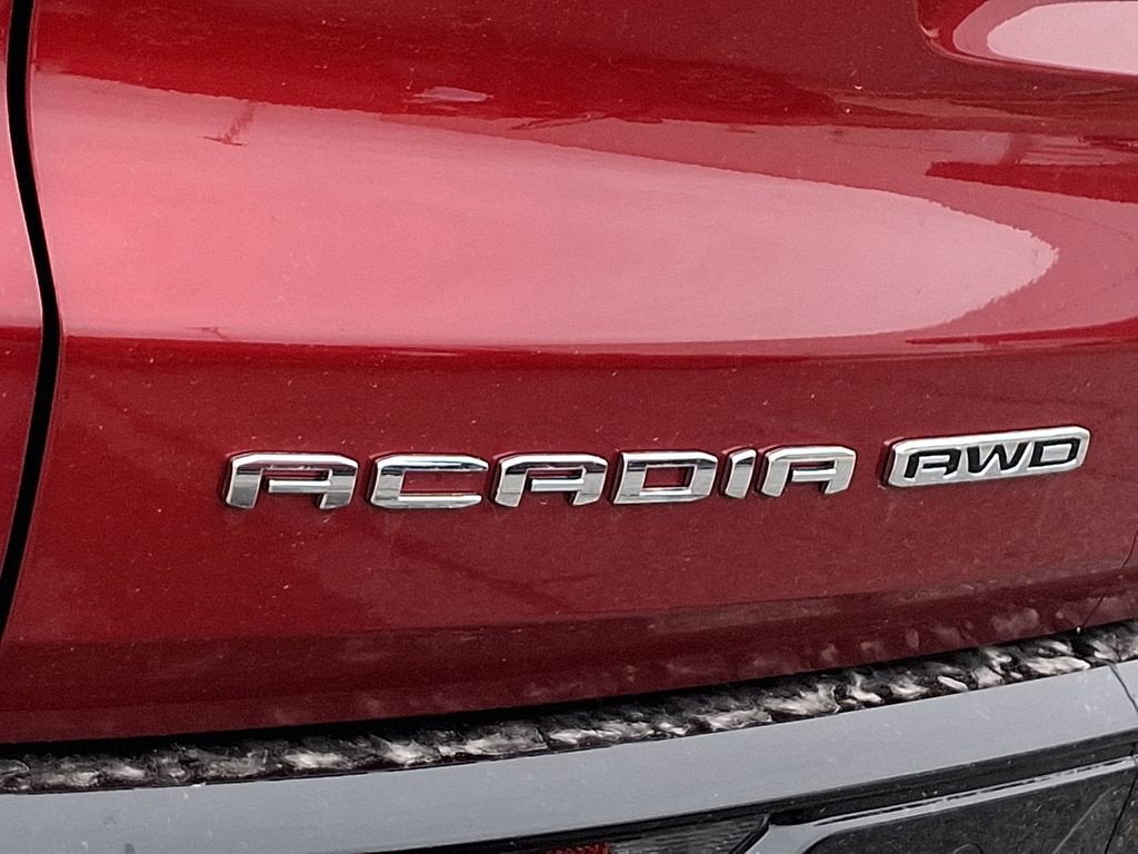 2025 GMC Acadia Denali