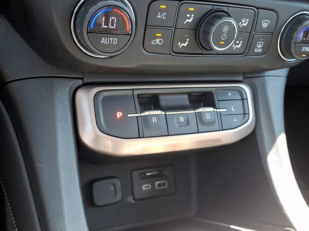 2020 GMC Acadia Denali