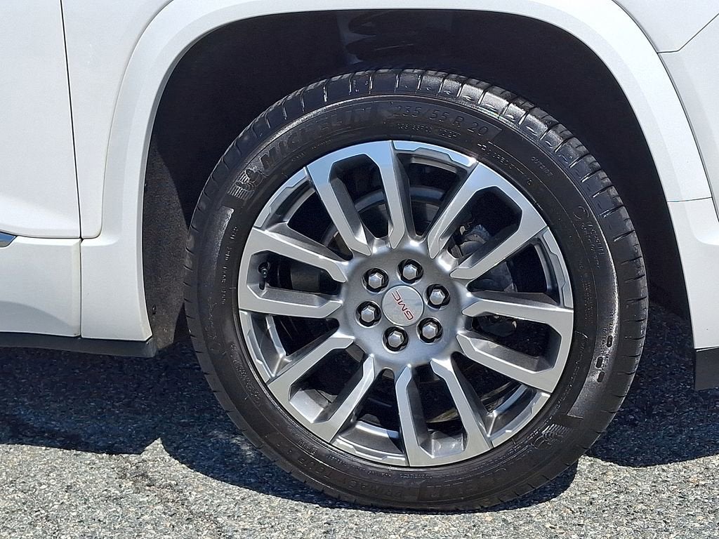 2020 GMC Acadia Denali