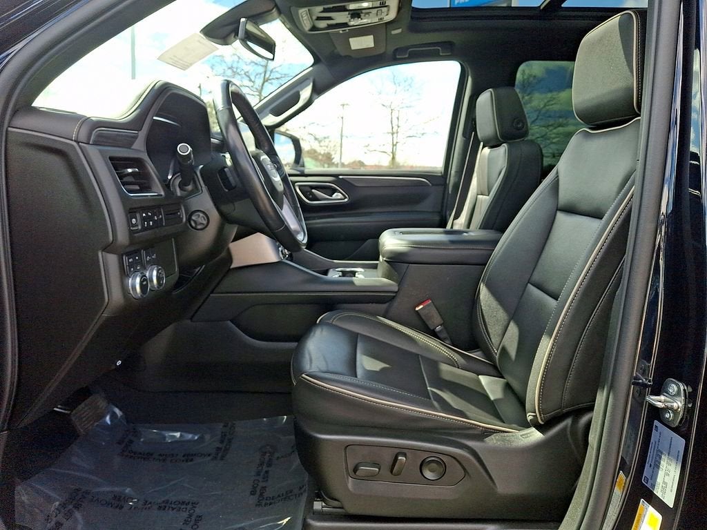 2022 GMC Yukon XL SLT