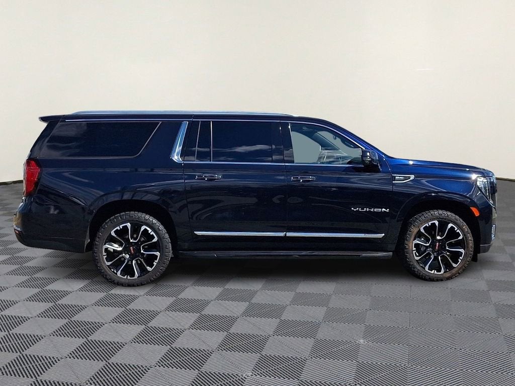 2022 GMC Yukon XL SLT