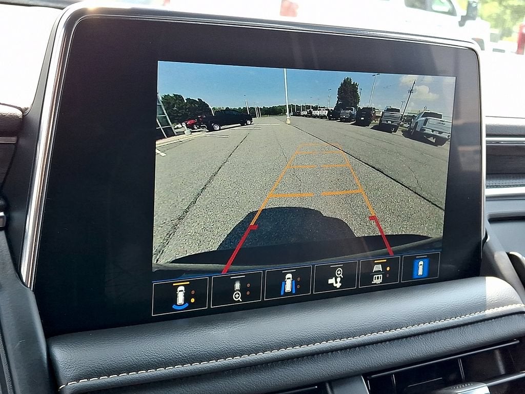 2022 GMC Yukon XL SLT