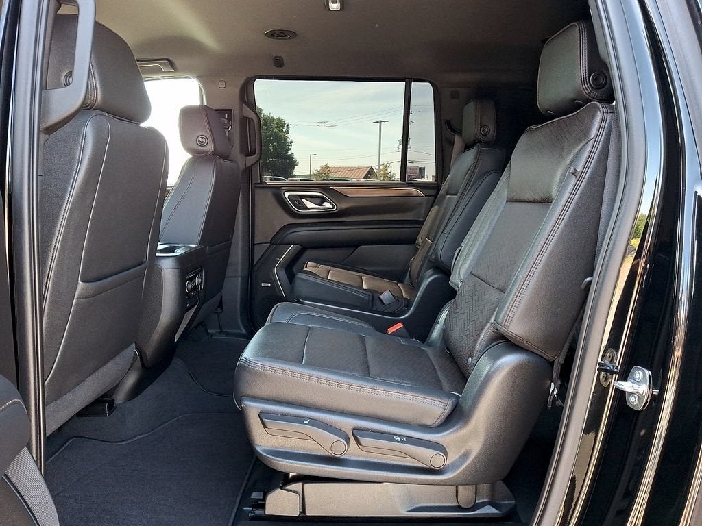 2022 Chevrolet Suburban High Country
