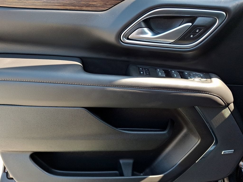 2022 Chevrolet Suburban High Country