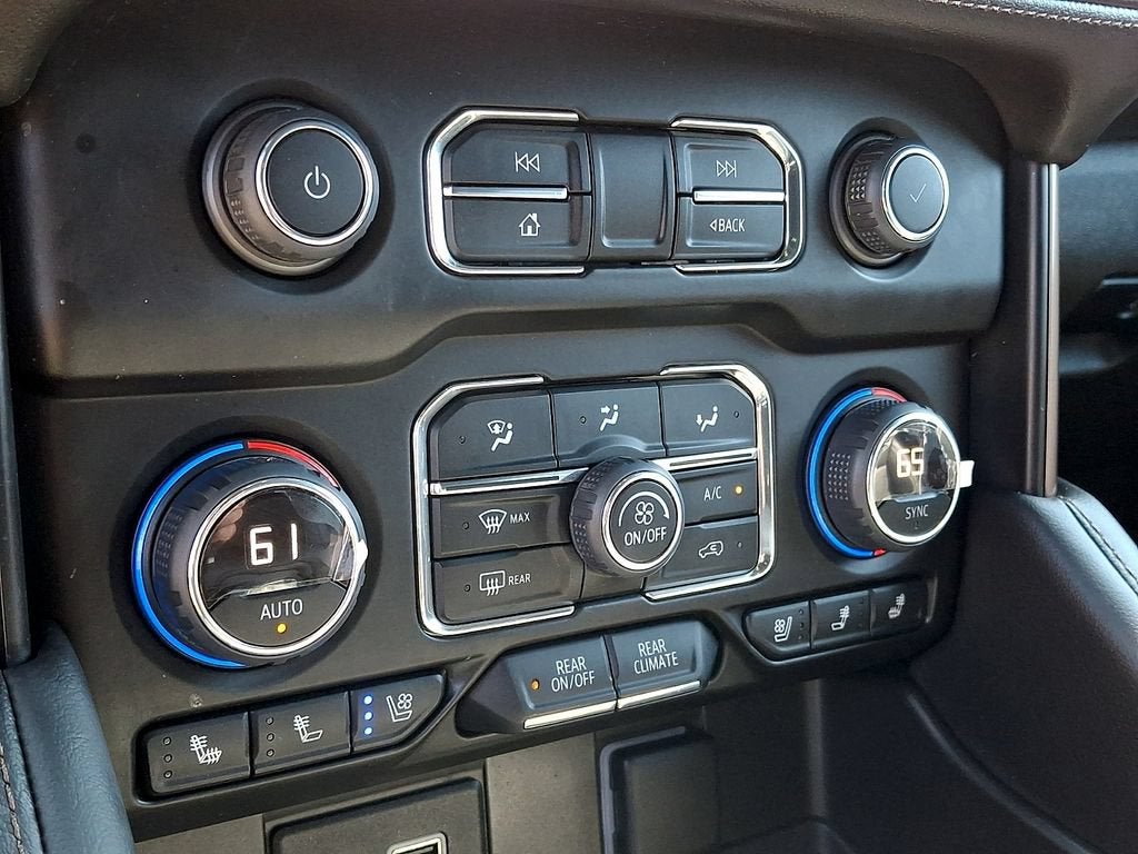 2022 Chevrolet Suburban High Country
