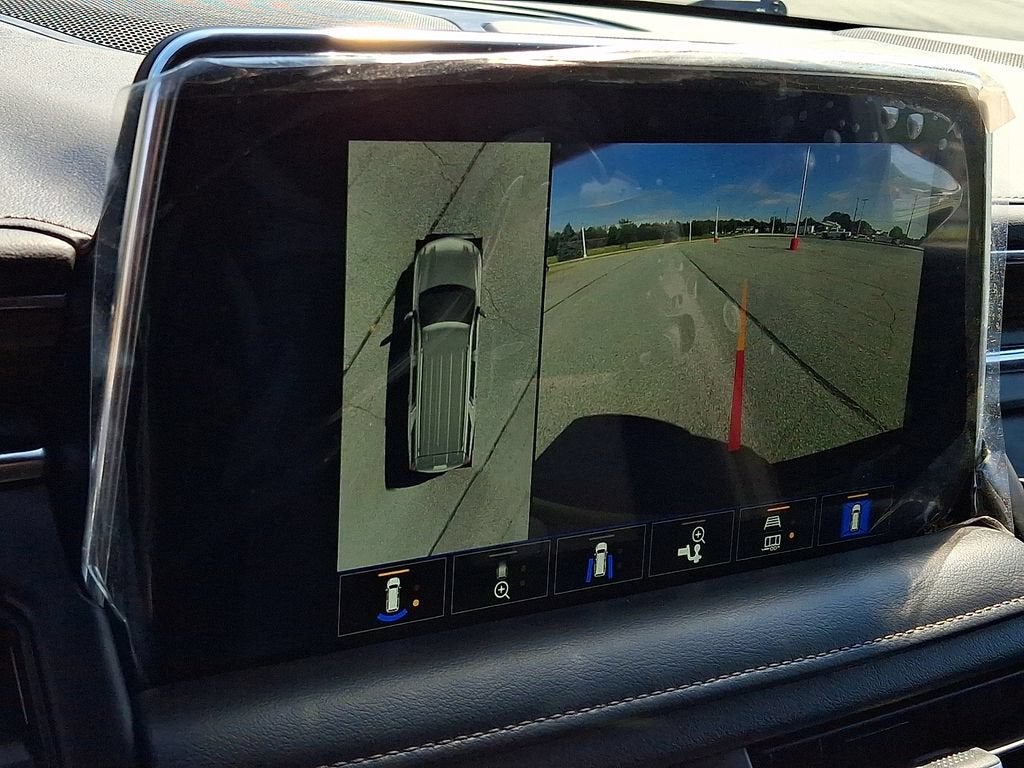 2022 Chevrolet Suburban High Country