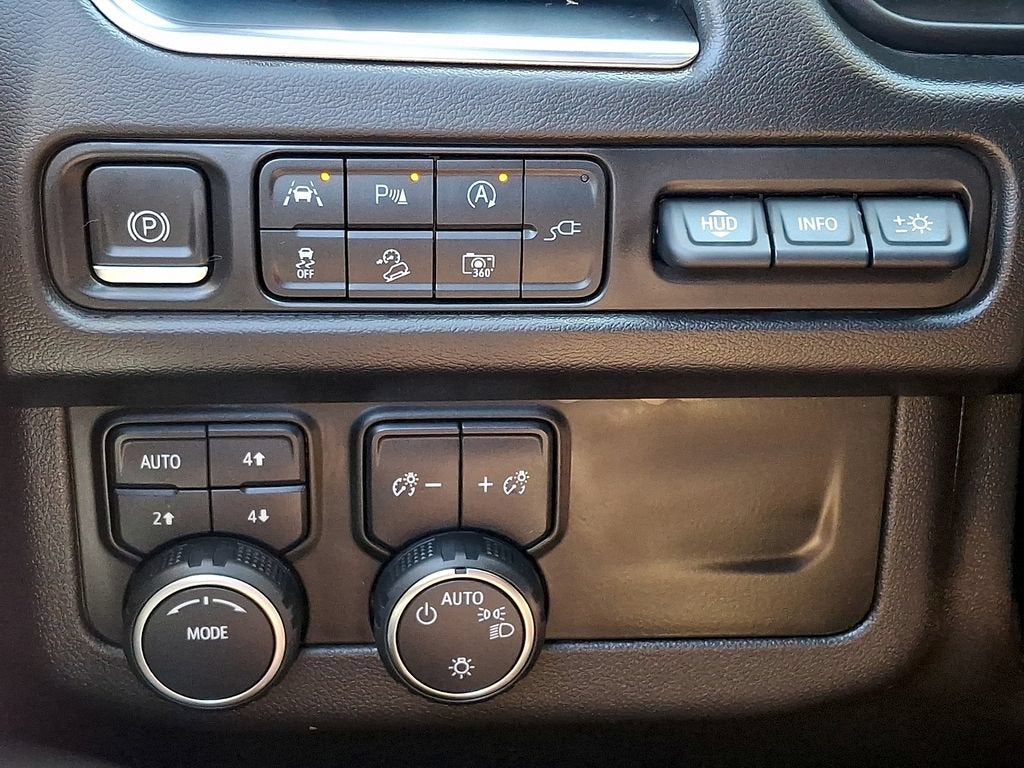 2022 Chevrolet Suburban High Country