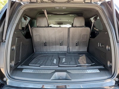 2022 Chevrolet Suburban High Country