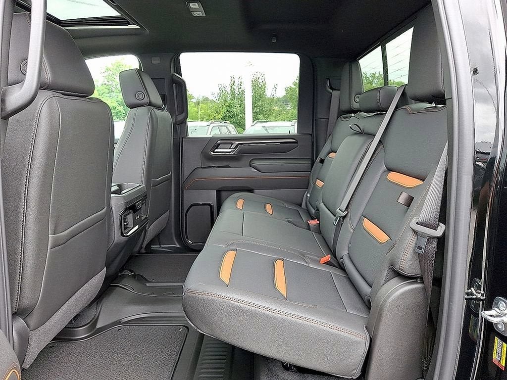 2026 GMC Sierra 2500HD AT4 - Photo 6