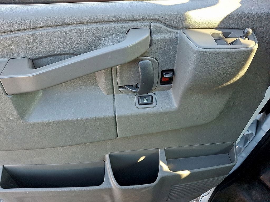 2024 GMC Savana 2500 Work Van