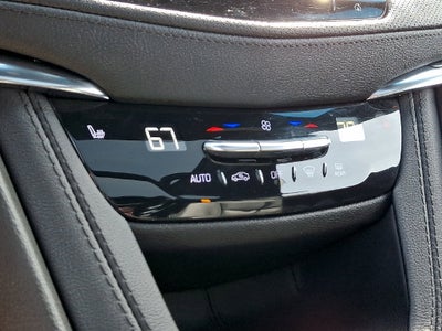 2023 Cadillac XT5 FWD Premium Luxury