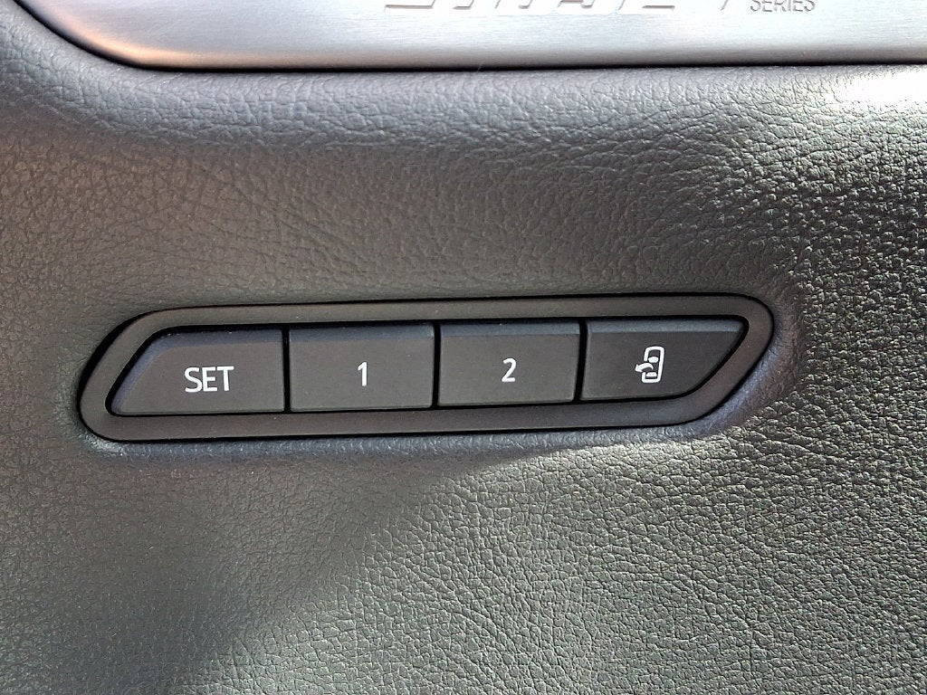 2023 Cadillac XT5 FWD Premium Luxury