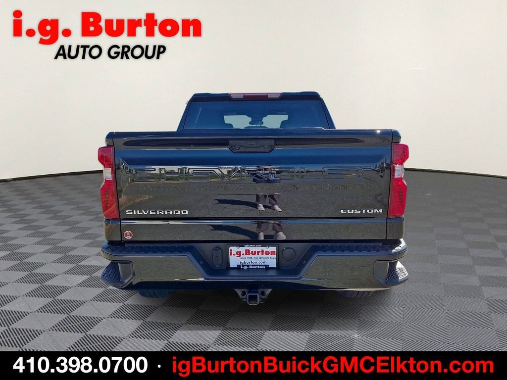 2023 Chevrolet Silverado 1500 Custom