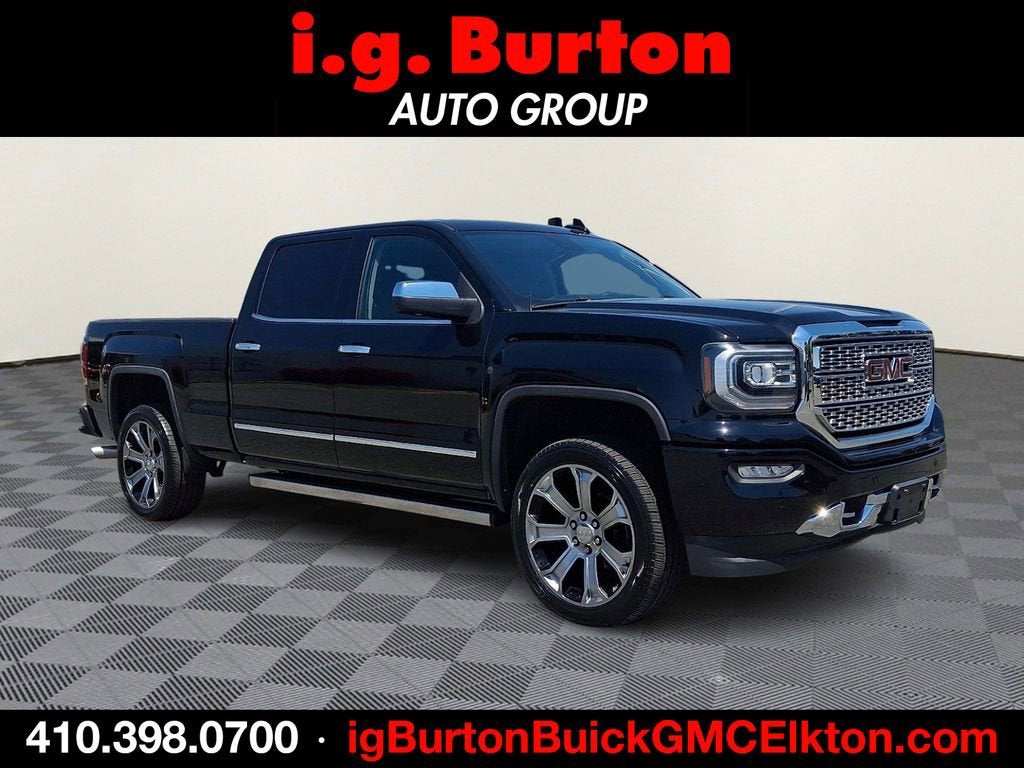 2018 GMC Sierra 4WD Crew Cab Standard Box's photo