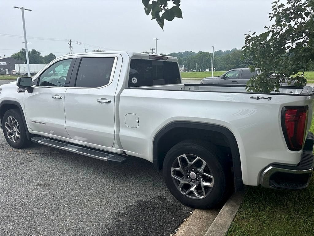 2022 GMC Sierra 1500 SLT