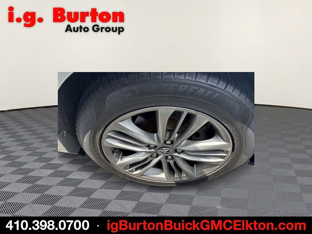 2015 Toyota Camry SE