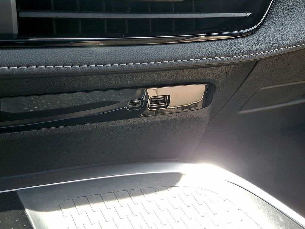 2026 Buick Enclave Preferred - Photo 16