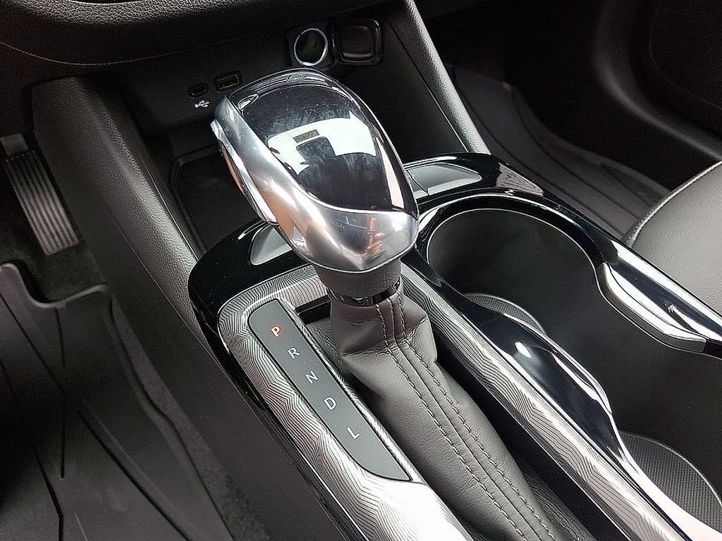 2026 Buick Envista Sport Touring - Photo 10