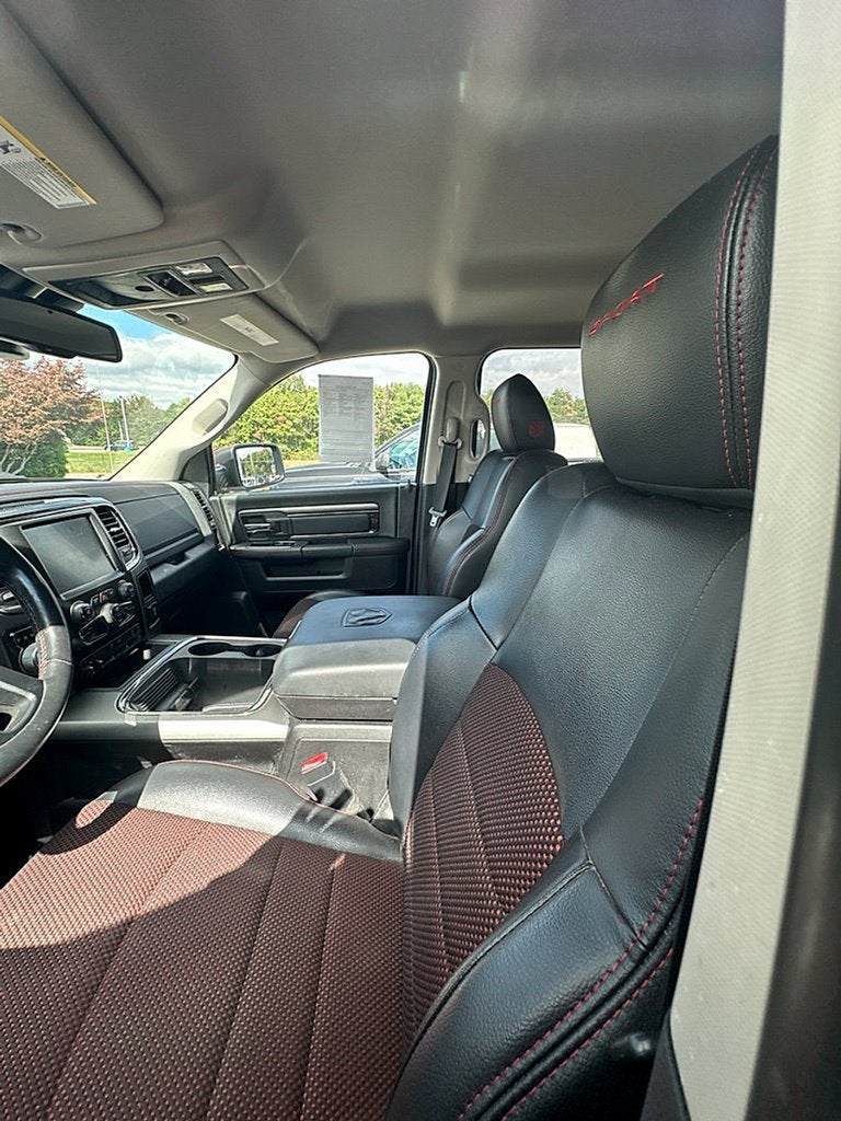 2016 RAM 1500 Sport