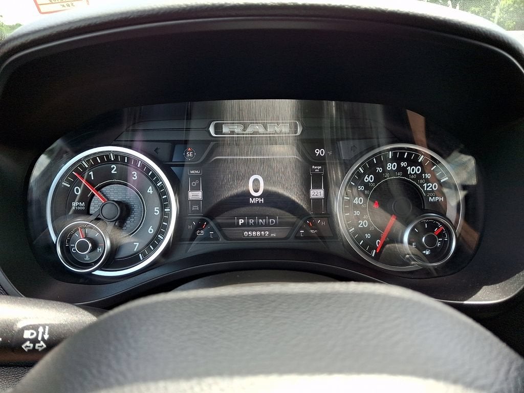 2021 RAM 1500 Big Horn Crew Cab 4x4 5'7" Box