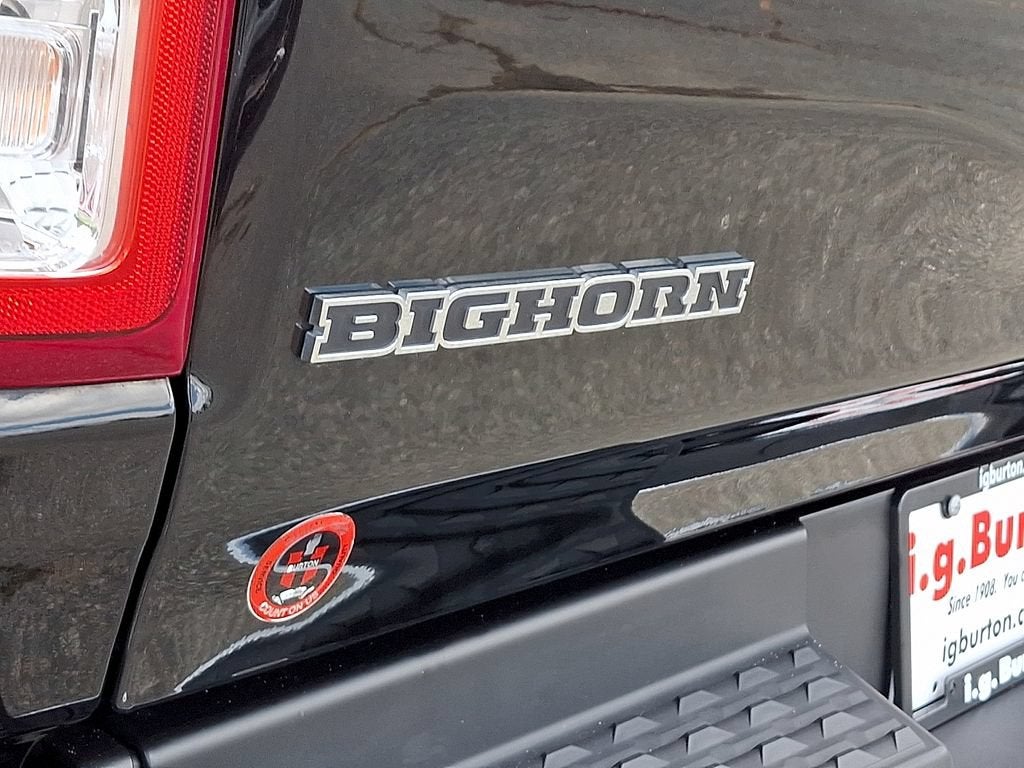 2021 RAM 1500 Big Horn Crew Cab 4x4 5'7" Box