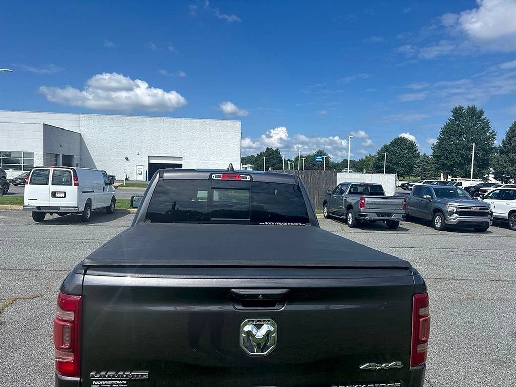 2021 RAM 1500 Laramie Crew Cab 4x4 5'7" Box