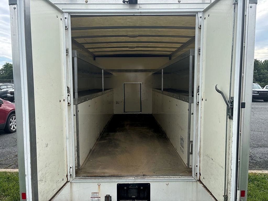 2022 Ford E-Series Cutaway E-450 DRW