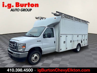2022 Ford E-Series Cutaway E-450 DRW