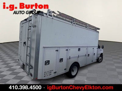 2022 Ford E-Series Cutaway E-450 DRW