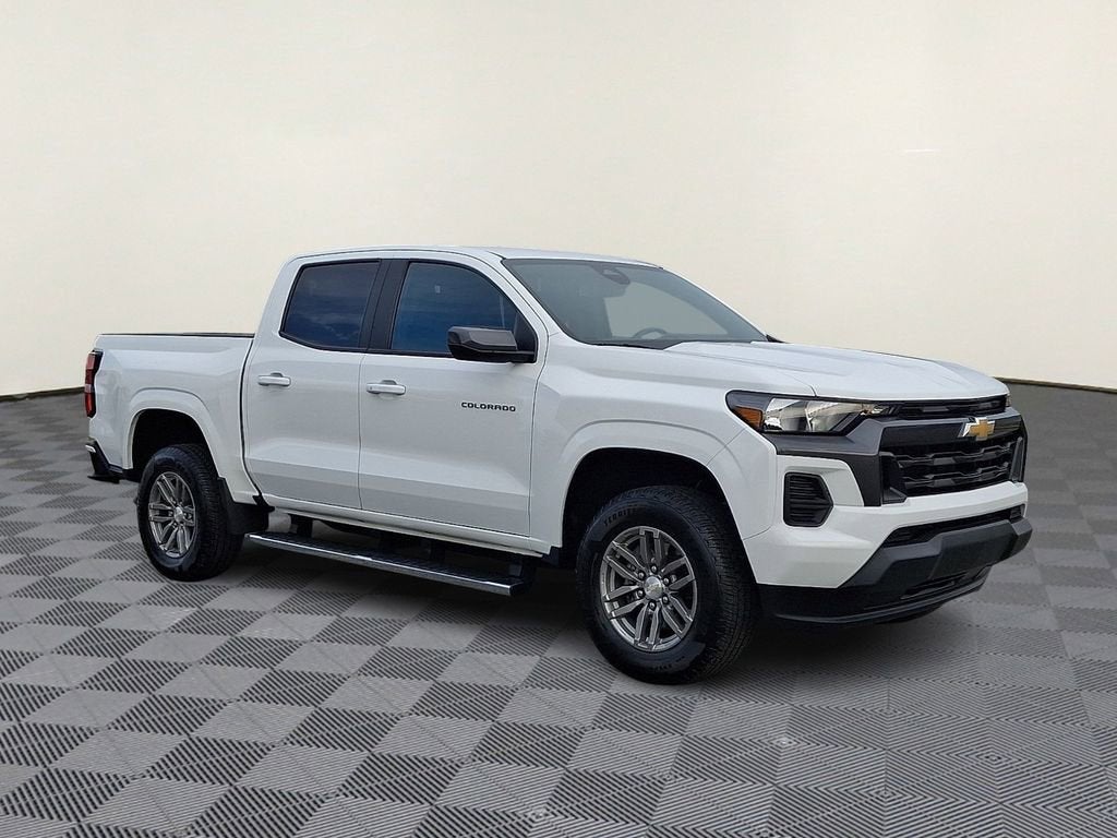 2024 Chevrolet Colorado LT