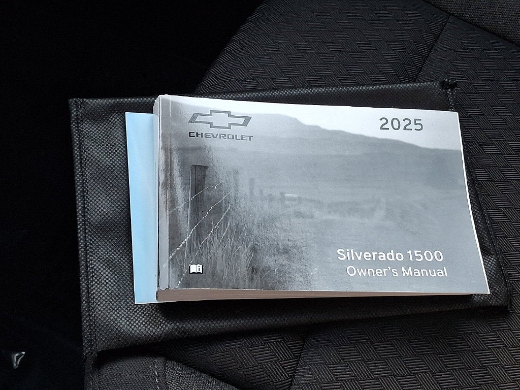2025 Chevrolet Silverado 1500 Custom