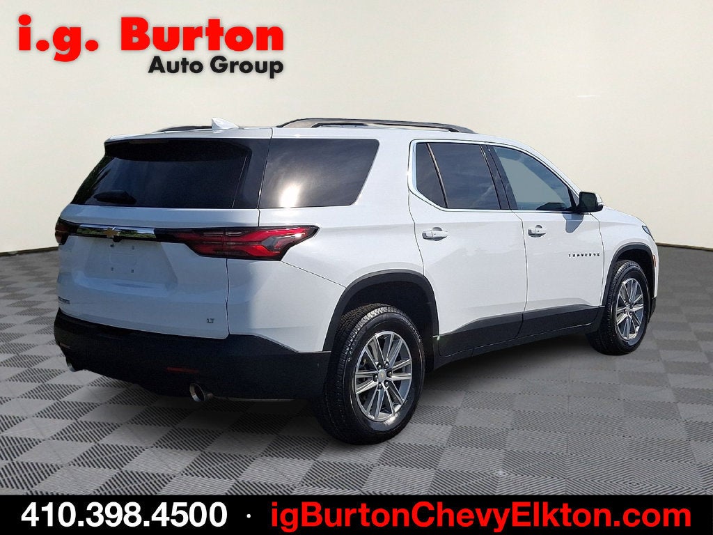 2023 Chevrolet Traverse LT Cloth