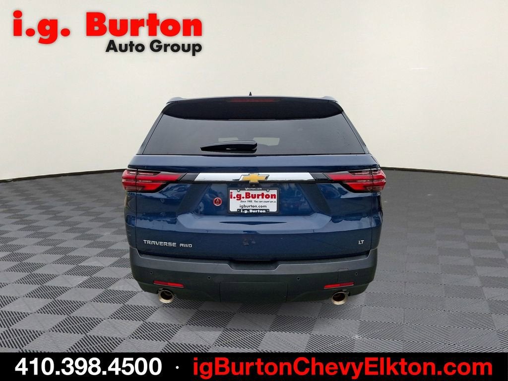 2023 Chevrolet Traverse LT Cloth