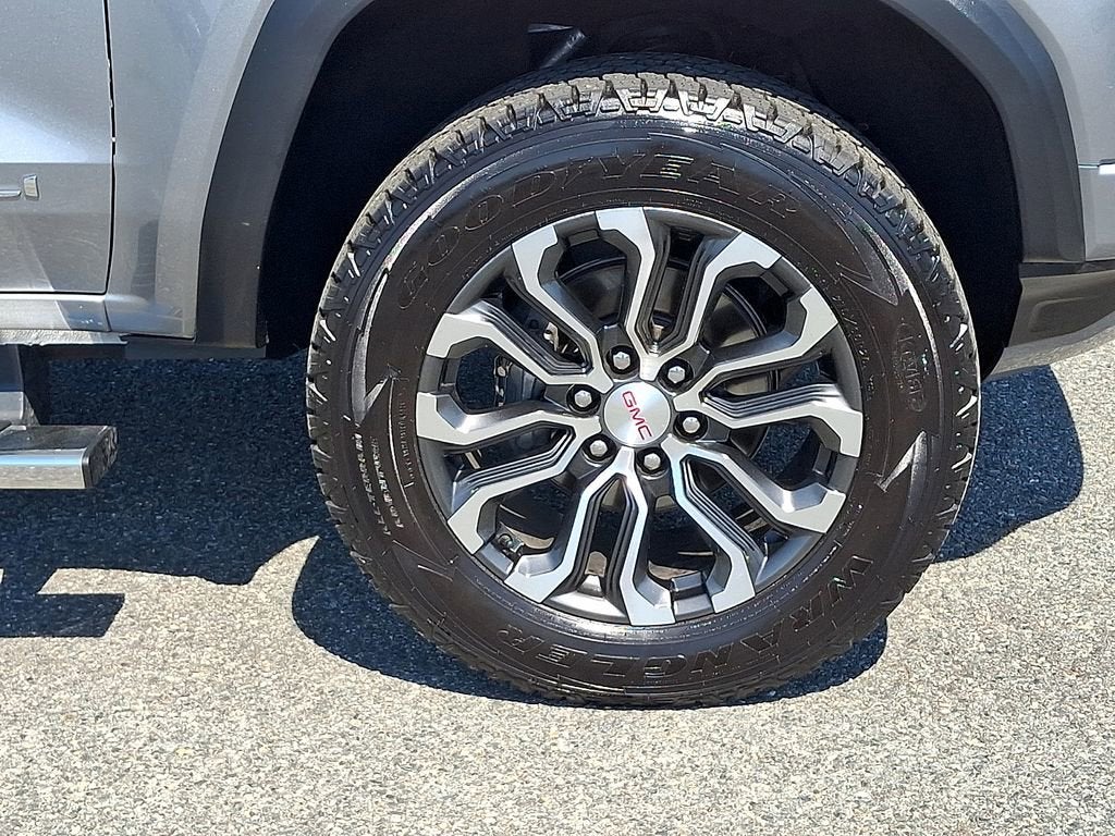 2024 GMC Canyon Denali