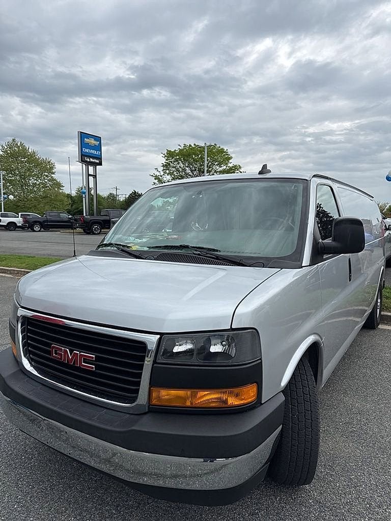 2019 GMC Savana Cargo 2500 Work Van