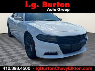2017 Dodge Charger SXT RWD