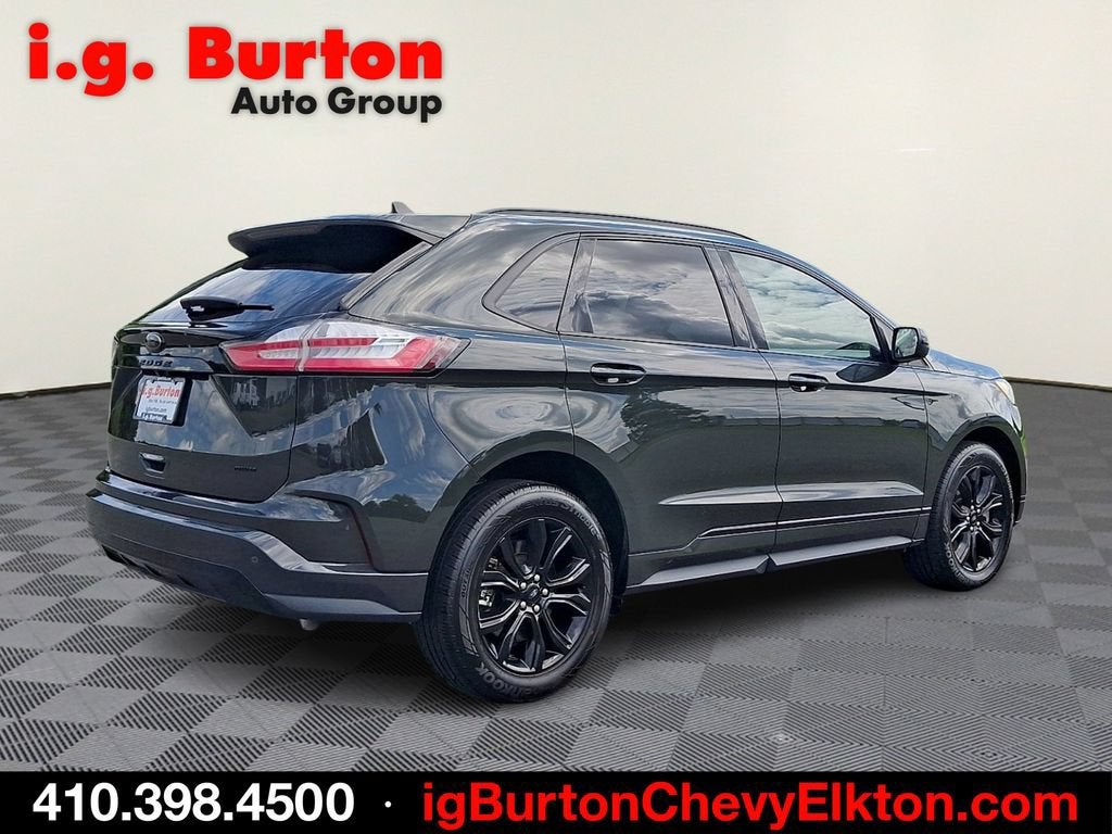 2023 Ford Edge SE