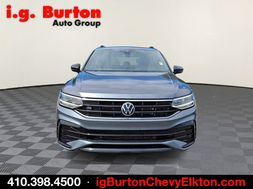 2023 Volkswagen Tiguan 2.0T SE R-Line Black